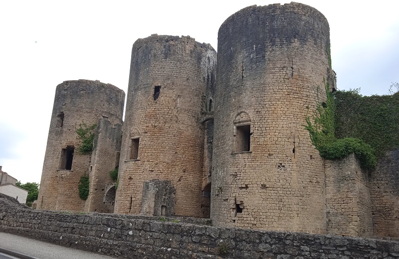 chateau de villandraut