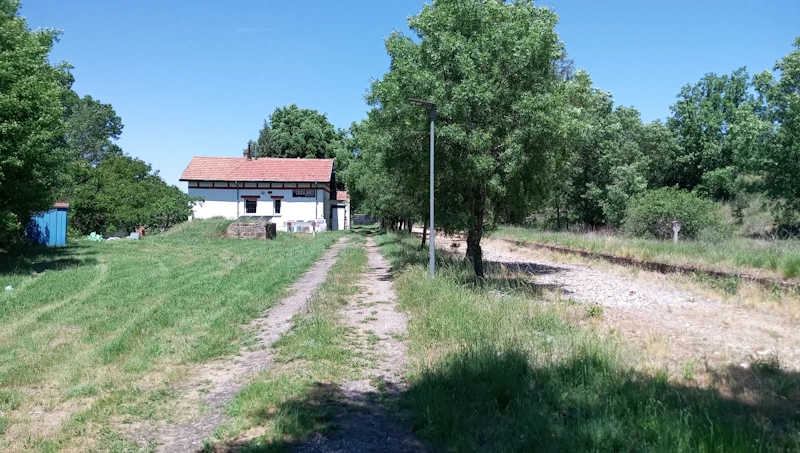BURGOS EN BICI CON ALFORJAS: RUTA CIRCULAR POR LA PROVINCIA 2 final via verde Santander Mediterraneo estacion de Cascajares